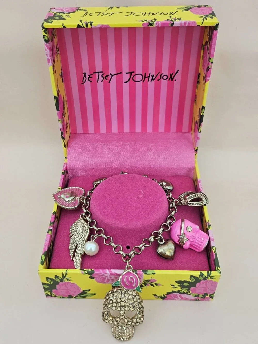 Betsey Johnson Crystal Skull Charm Bracelet Pink Rose Wing Heart w Box